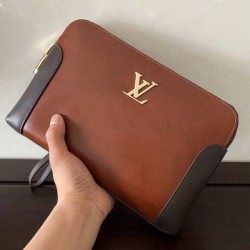 Limited special price clutch bag 2022SS LOUIS VUITTON Louis Vuitton
