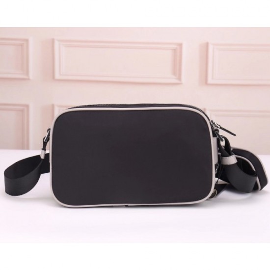 2022SS Men's Shoulder Bag PRADA Prada with the impression of a fashionable expert 2022SS Men's Shoulder Bag PRADA Prada with the impression of a fashionable expert