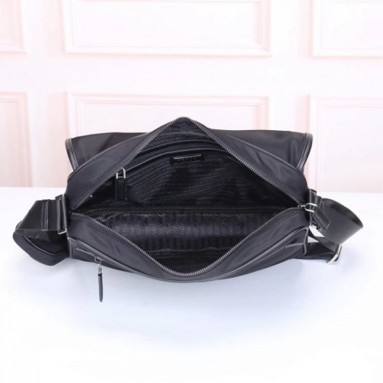 2022SS Men's Shoulder Bag Next Hit Inevitable Brand PRADA Prada 2022SS Men's Shoulder Bag Next Hit Inevitable Brand PRADA Prada