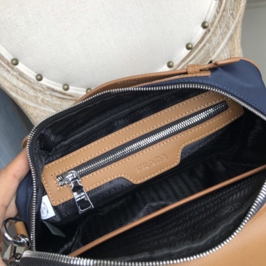 2022SS Men's Shoulder Bag Latest Fashion Points PRADA Prada 2022SS Men's Shoulder Bag Latest Fashion Points PRADA Prada