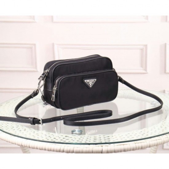 2022SS Men's Shoulder Bag New Summer PRADA Prada 2022SS Men's Shoulder Bag New Summer PRADA Prada