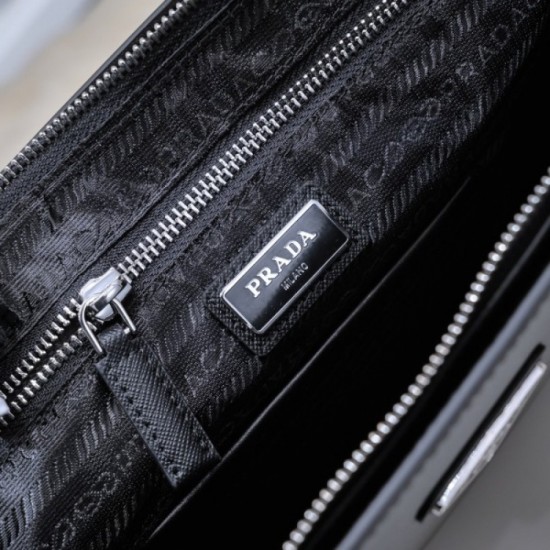 2022SS Men's Briefcase New this summer PRADA Prada 2022SS Men's Briefcase New this summer PRADA Prada