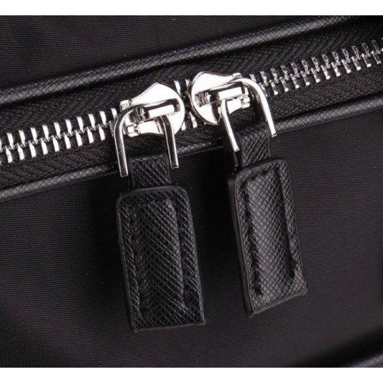 2022SS Men's Briefcase PRADA Prada, a popular brand that is deeply rooted in Japan 2022SS Men's Briefcase PRADA Prada, a popular brand that is deeply rooted in Japan