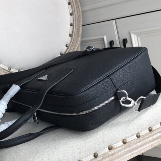 2022SS Men's Briefcase An item with a strong casualness PRADA Prada 2022SS Men's Briefcase An item with a strong casualness PRADA Prada