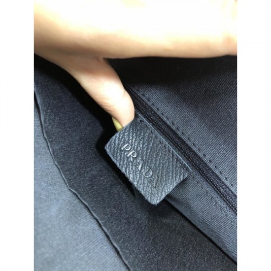 2022SS Men's Briefcase In Stock PRADA Prada, a favorite of overseas celebrities 2022SS Men's Briefcase In Stock PRADA Prada, a favorite of overseas celebrities