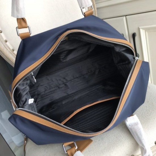 2022SS Travel bag Fashionable points regardless of coordination PRADA Prada 2022SS Travel bag Fashionable points regardless of coordination PRADA Prada
