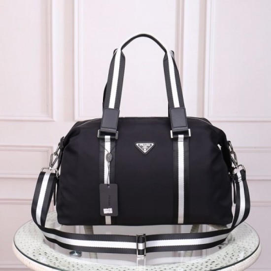2022SS Travel bag A cool piece that makes a difference around PRADA Prada 2022SS Travel bag A cool piece that makes a difference around PRADA Prada