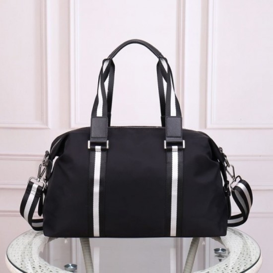 2022SS Travel bag A cool piece that makes a difference around PRADA Prada 2022SS Travel bag A cool piece that makes a difference around PRADA Prada