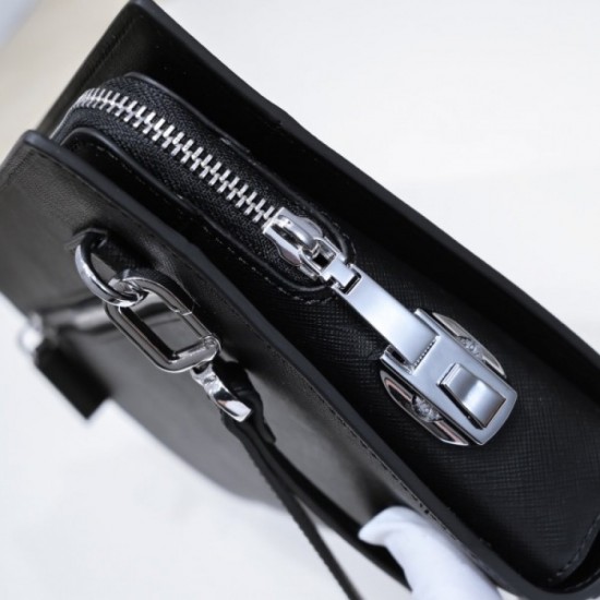 2022SS Men's Clutch Bag Latest Advance Fashionable Logo PRADA Prada 2022SS Men's Clutch Bag Latest Advance Fashionable Logo PRADA Prada