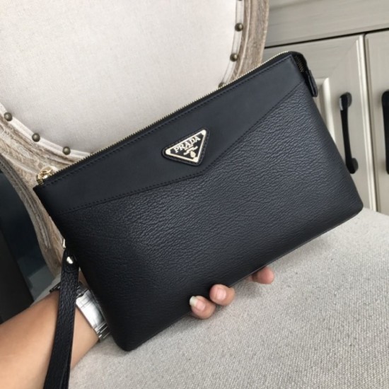 2022SS Men's Clutch Bag This season's trend item PRADA Prada 2022SS Men's Clutch Bag This season's trend item PRADA Prada