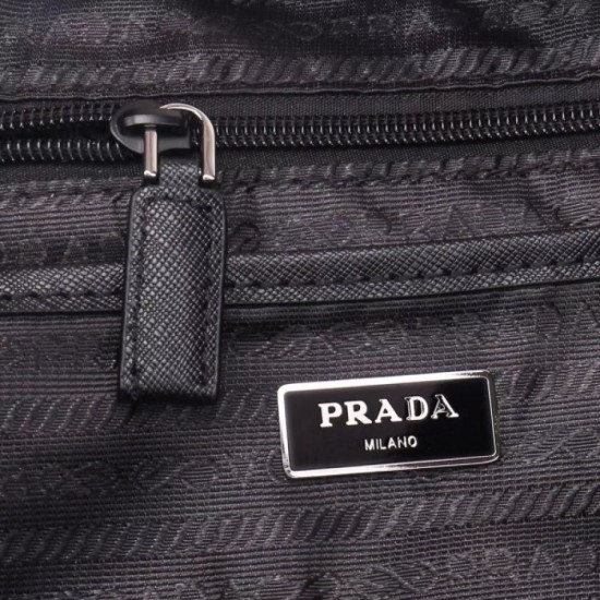 2022SS Men's Backpack PRADA Prada looks youthful and energetic 2022SS Men's Backpack PRADA Prada looks youthful and energetic