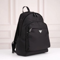 2022SS Men's backpack PRADA Prada, a popular brand that is deeply rooted in Japan