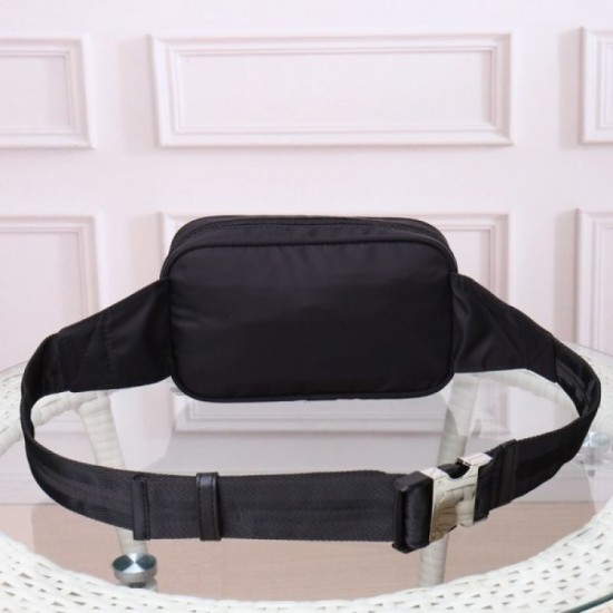 2022SS Men's waist bag PRADA Prada where you can feel the latest trends 2022SS Men's waist bag PRADA Prada where you can feel the latest trends