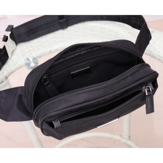 2022SS Men's waist bag PRADA Prada where you can feel the latest trends 2022SS Men's waist bag PRADA Prada where you can feel the latest trends