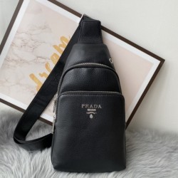 2022SS Men's chest bag Sold out There is no doubt that it will be a big success in the summer PRADA Prada