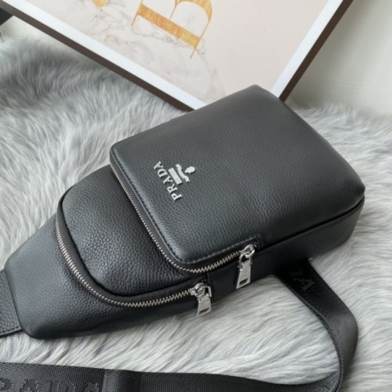 2022SS Men's chest bag Sold out There is no doubt that it will be a big success in the summer PRADA Prada 2022SS Men's chest bag Sold out There is no doubt that it will be a big success in the summer PRADA Prada