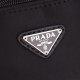 2022SS Men's waist bag PRADA Prada active in this spring / summer outfit 2022SS Men's waist bag PRADA Prada active in this spring / summer outfit
