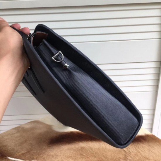 This summer's new work to attract attention Briefcase 2022SS PRADA Prada This summer's new work to attract attention Briefcase 2022SS PRADA Prada