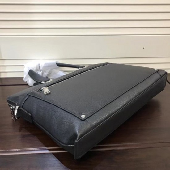 This season's recommended topical briefcase 2022SS PRADA Prada This season's recommended topical briefcase 2022SS PRADA Prada