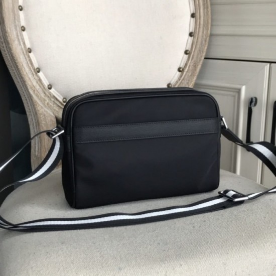 Super rare hard-to-find shoulder bag 2022SS PRADA Prada Super rare hard-to-find shoulder bag 2022SS PRADA Prada