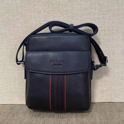 Super popular beauty products on sale shoulder bag 2022SS PRADA Prada