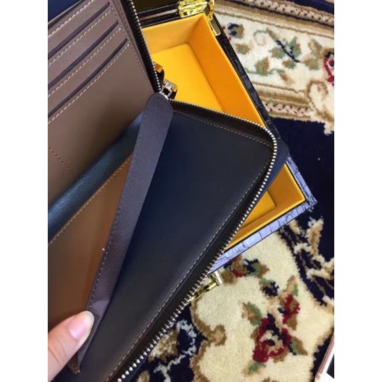 Summer essential items Clutch bag 2022SS PRADA Prada Summer essential items Clutch bag 2022SS PRADA Prada