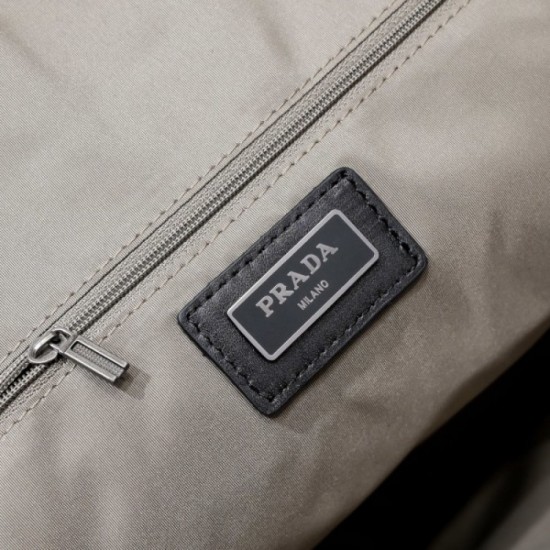 Spring and summer new backpack with mature feeling 2022SS PRADA Prada Spring and summer new backpack with mature feeling 2022SS PRADA Prada
