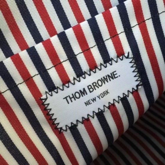 2022SS Travel bag A longing brand that makes you feel better THOM BROWNE 2022SS Travel bag A longing brand that makes you feel better THOM BROWNE