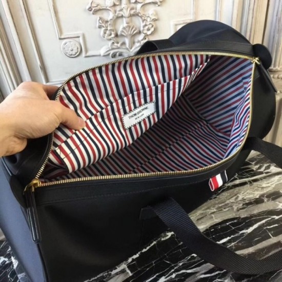 2022SS Travel bag A longing brand that makes you feel better THOM BROWNE 2022SS Travel bag A longing brand that makes you feel better THOM BROWNE