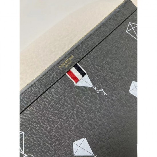 2022SS Men's Clutch Bag Popular and popular! THOM BROWNE 2022SS Men's Clutch Bag Popular and popular! THOM BROWNE