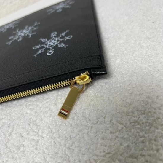 2022SS Men's Clutch Bag THOM BROWNE Thom Browne that can be used regardless of the scene 2022SS Men's Clutch Bag THOM BROWNE Thom Browne that can be used regardless of the scene