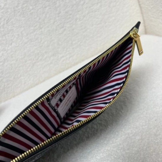 2022SS Men's Clutch Bag THOM BROWNE Thom Browne that can be used regardless of the scene 2022SS Men's Clutch Bag THOM BROWNE Thom Browne that can be used regardless of the scene