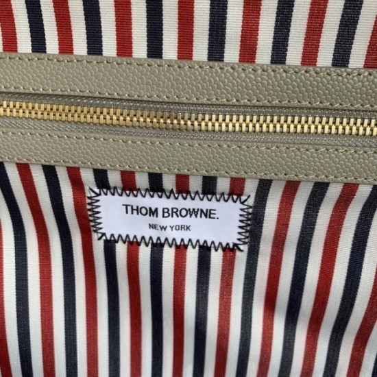 2022SS Men's Backpack Make it look like an adult THOM BROWNE Thom Browne 2022SS Men's Backpack Make it look like an adult THOM BROWNE Thom Browne