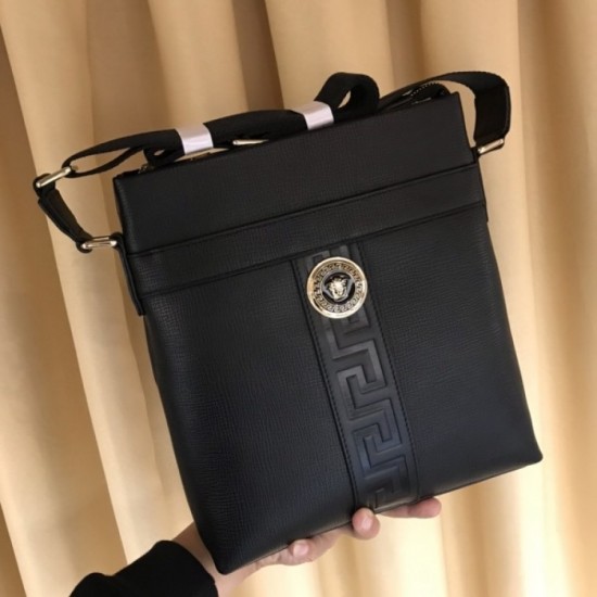 2022SS Men's Shoulder Bag Make me look like an adult VERSACE Versace 2022SS Men's Shoulder Bag Make me look like an adult VERSACE Versace