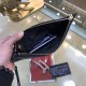 2022SS Men's Clutch Bag Shows fashionable VERSACE Versace 2022SS Men's Clutch Bag Shows fashionable VERSACE Versace