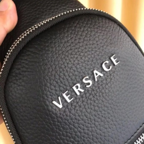 2022SS Men's Chest Bag Popular Spring / Summer Collection VERSACE Versace 2022SS Men's Chest Bag Popular Spring / Summer Collection VERSACE Versace