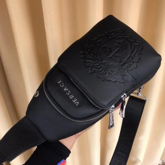 2022SS Men's chest bag New casual outfit VERSACE Versace 2022SS Men's chest bag New casual outfit VERSACE Versace