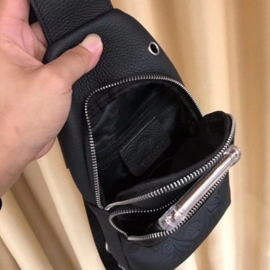 2022SS Men's chest bag New casual outfit VERSACE Versace 2022SS Men's chest bag New casual outfit VERSACE Versace