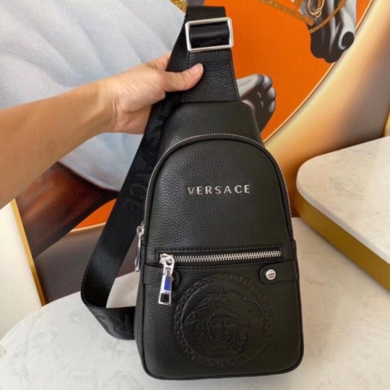2022SS Men's Chest Bag Featured Summer Fineties VERSACE Versace 2022SS Men's Chest Bag Featured Summer Fineties VERSACE Versace