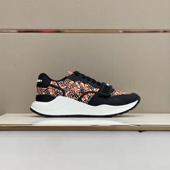 A feeling of comfortable size BURBERRY Burberry 2022AW men's sneakers A feeling of comfortable size BURBERRY Burberry 2022AW men's sneakers