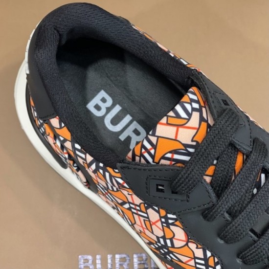 A feeling of comfortable size BURBERRY Burberry 2022AW men's sneakers A feeling of comfortable size BURBERRY Burberry 2022AW men's sneakers