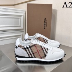 Curious item popularity BURBERRY Burberry 2022AW men's sneakers