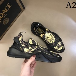 2022SS Men's sneakers Most notable product FENDI FENDI