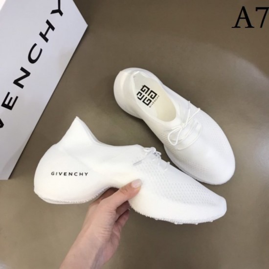 2022SS Men's sneakers GIVENCHY is surprisingly compatible 2022SS Men's sneakers GIVENCHY is surprisingly compatible