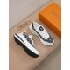 2022SS Men's Sneakers Summer Elegant Style LOUIS VUITTON Louis Vuitton 2022SS Men's Sneakers Summer Elegant Style LOUIS VUITTON Louis Vuitton