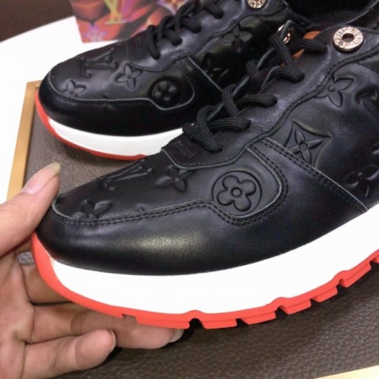 2022SS Men's sneakers Spring / Summer arrival as soon as possible LOUIS VUITTON Louis Vuitton 2022SS Men's sneakers Spring / Summer arrival as soon as possible LOUIS VUITTON Louis Vuitton