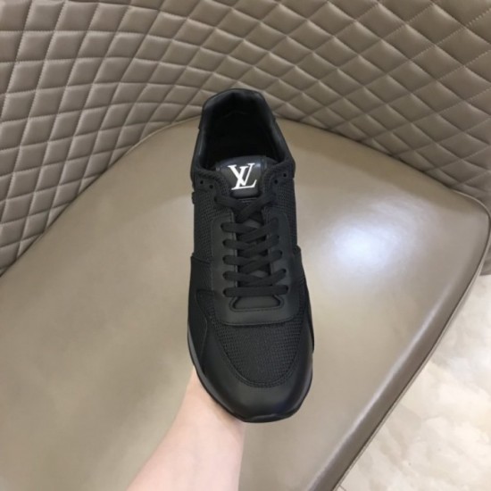 Seasonal item LOUIS VUITTON Louis Vuitton 2022AW men's sneakers Seasonal item LOUIS VUITTON Louis Vuitton 2022AW men's sneakers