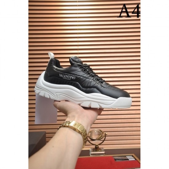2022SS Men's sneakers Only one item for each color VALENTINO 2022SS Men's sneakers Only one item for each color VALENTINO