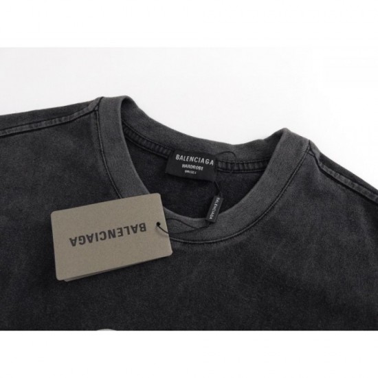 2022SS New Style BALENCIAGA Men's and Women's Short Sleeve T-shirt 2022SS New Style BALENCIAGA Men's and Women's Short Sleeve T-shirt