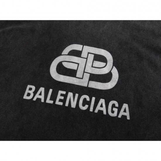 2022SS New Style BALENCIAGA Men's and Women's Short Sleeve T-shirt 2022SS New Style BALENCIAGA Men's and Women's Short Sleeve T-shirt
